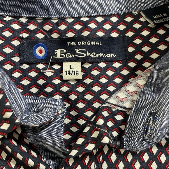 Boys short sleeve collared button up. NWT - Picture 2 of 3